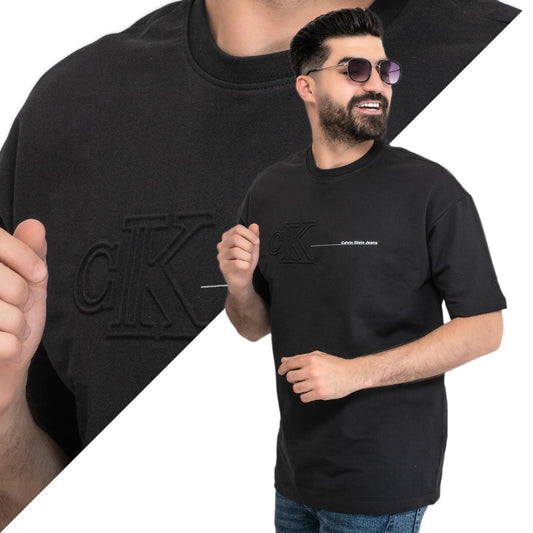 تيشرت روند -  ["Cotton T-shirt","last","Last chance","Tee","Tshirt","\u062a\u064a\u0634\u0631\u062a \u0631\u0648\u0646\u062f","\u062a\u064a\u0634\u0631\u062a \u0642\u0637\u0646","\u0635\u064a\u0641\u064a \u0623\u062e\u0631 \u0642\u0637\u0639\u0647"] - 24SM-37-9-251-تيشيرت أوفر سايز – قطن مستورد  - Pukkastyle تسوق ملابس رجالي اونلاين - Online shopping Men's Clothes